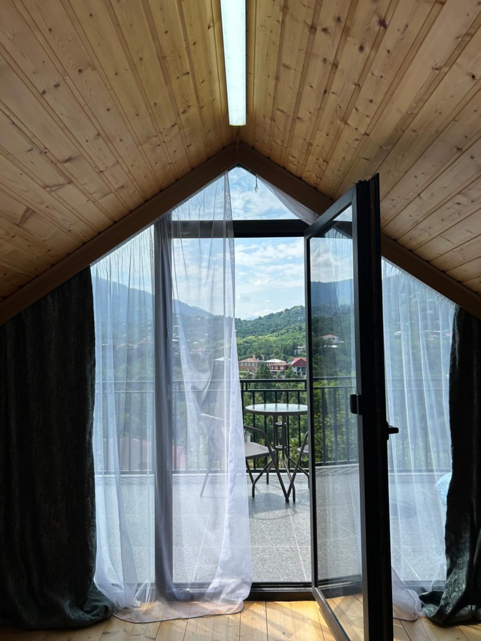 Day, Natural landscape, View (from property/room), Balcony/Terrace, Mountain view
