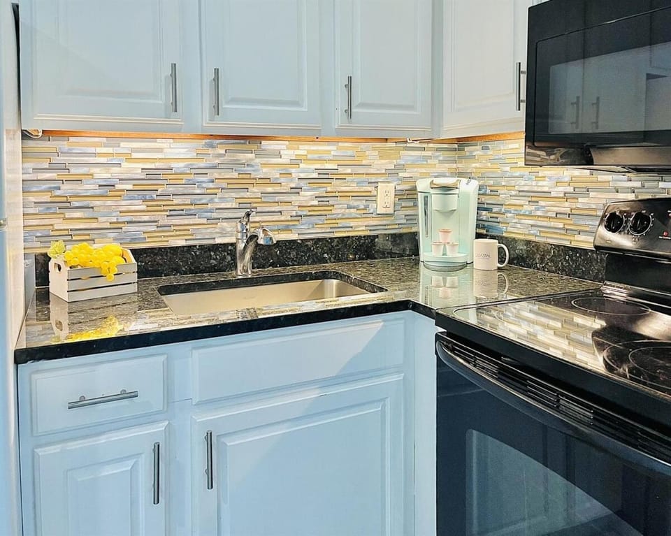 Serene Oceanfront Suite, Dogs Welcome! 310 Apartment in Myrtle Beach
