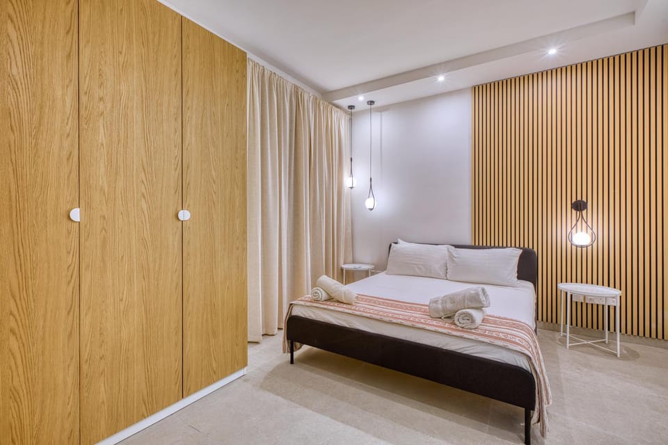 Charming Sliema Sea Escape Apartment in Sliema