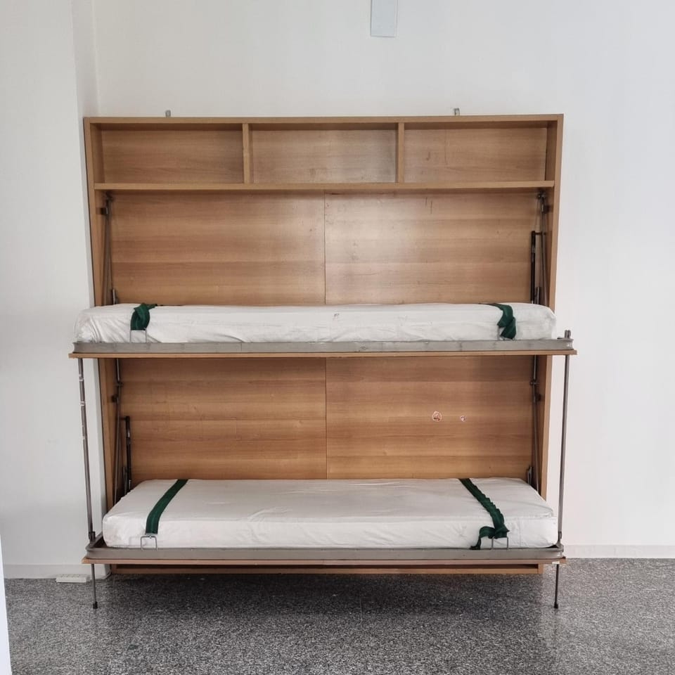 bunk bed