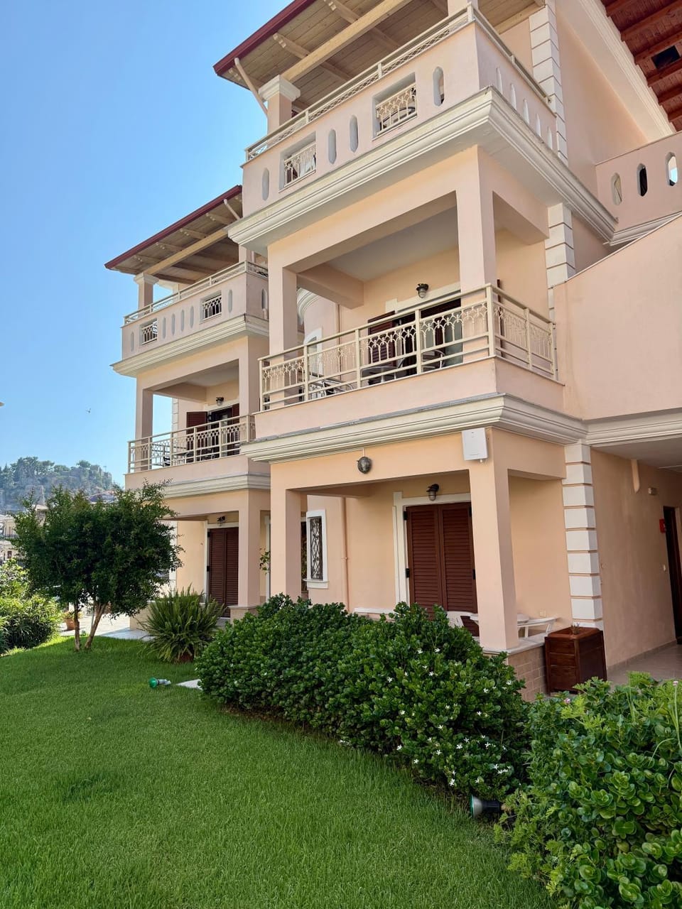 Property building, Garden view