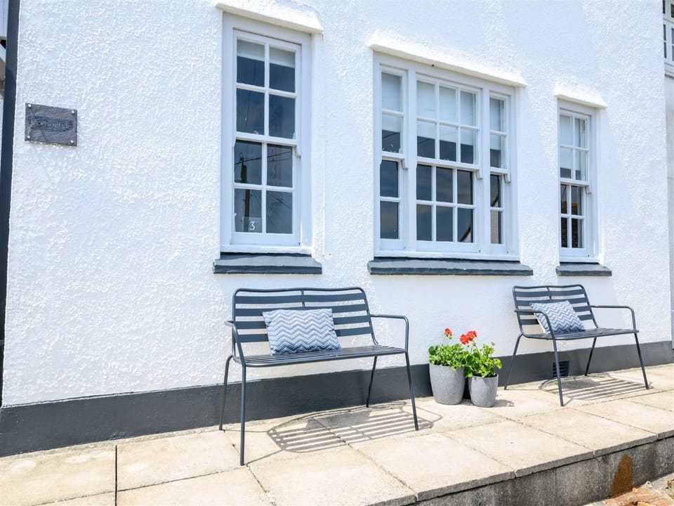 Property building, Sea view
