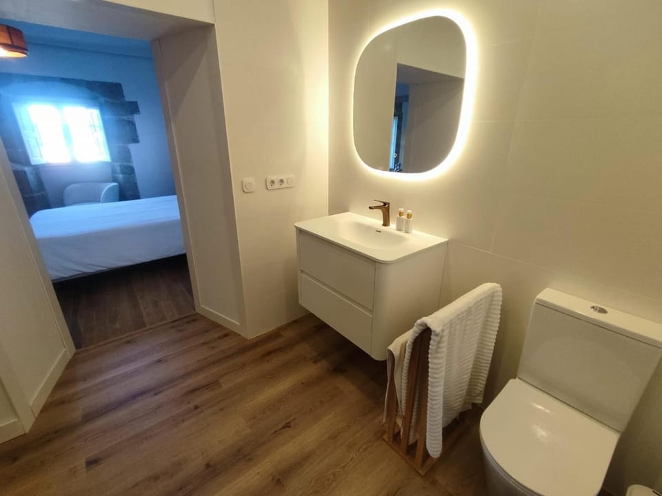 Bathroom, Living room