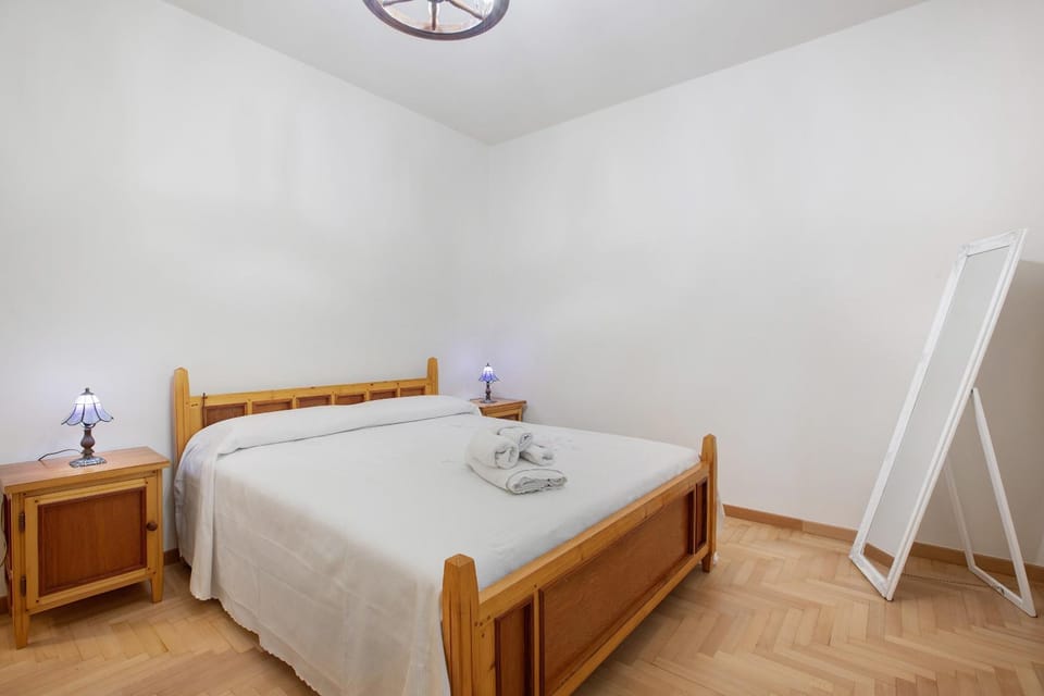 Living room, Bedroom