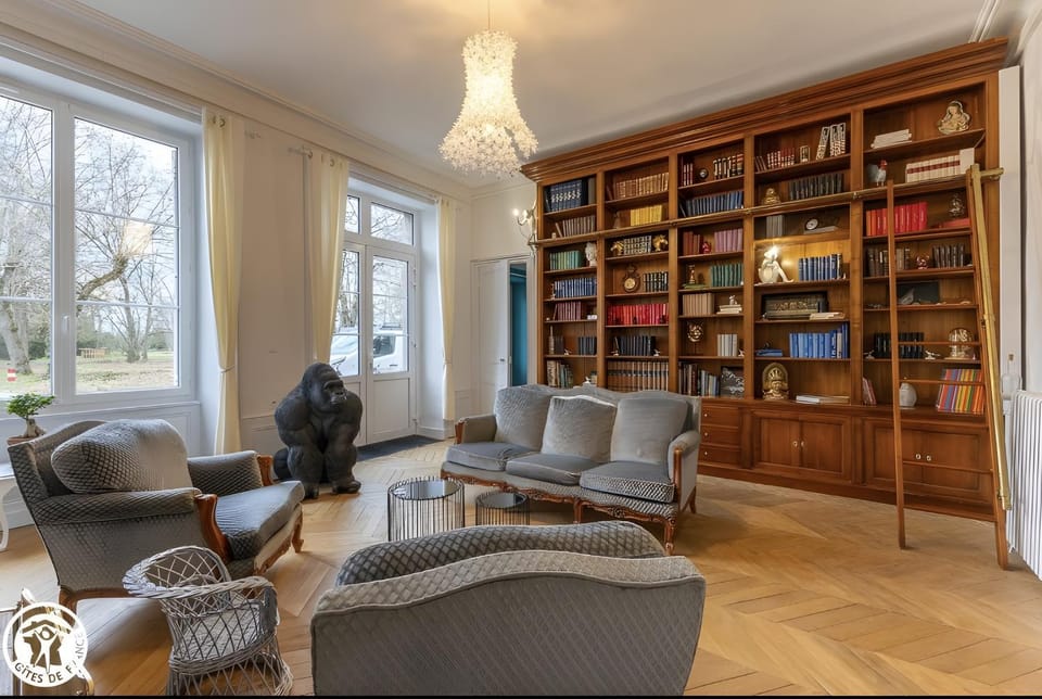 Property building, Living room