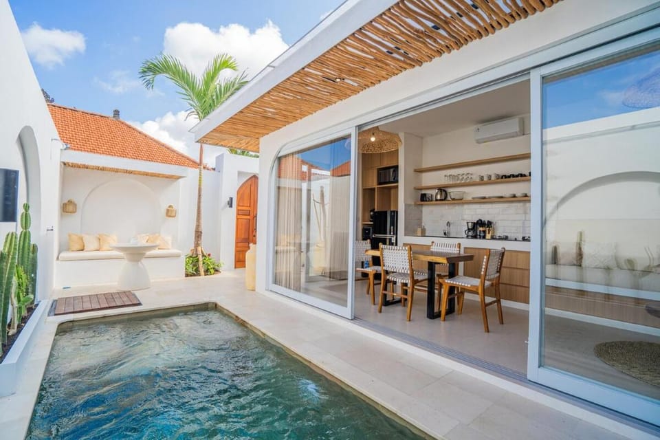 NEW! Mia Villa - 1BR Villa in Kerobokan Villa in North Kuta