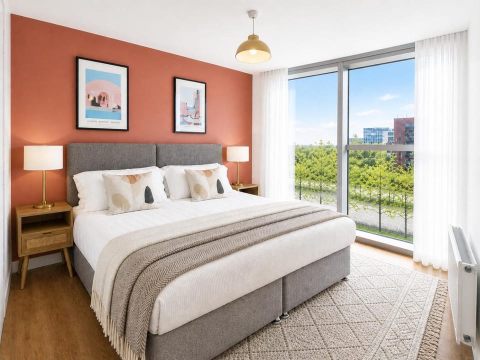 Bed, Bedroom