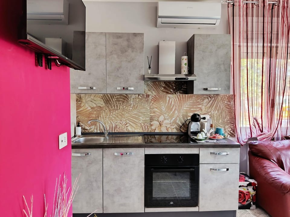 PIAZZA SANTANGELO - Home - Apartment in Molise, Italy