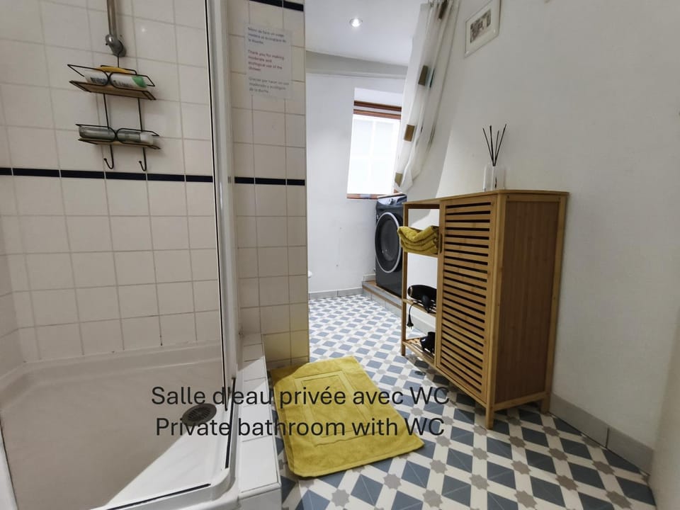 Shower, Bathroom