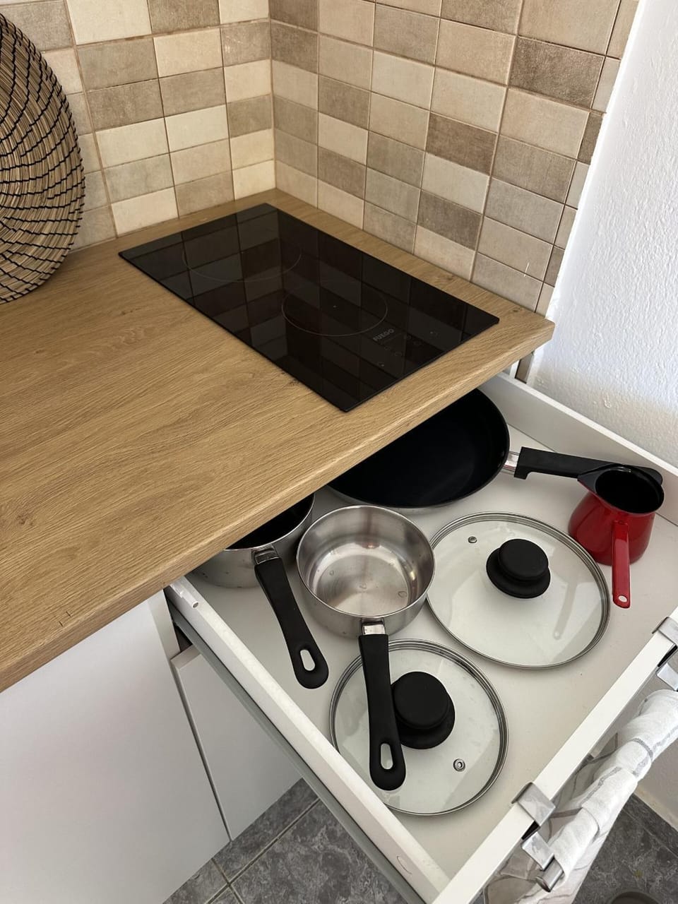 Kitchen or kitchenette, stove