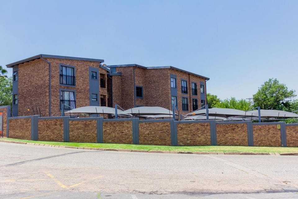A spacious 2bedrooms apartment in the heart of Kempton Park Apartment in Gauteng