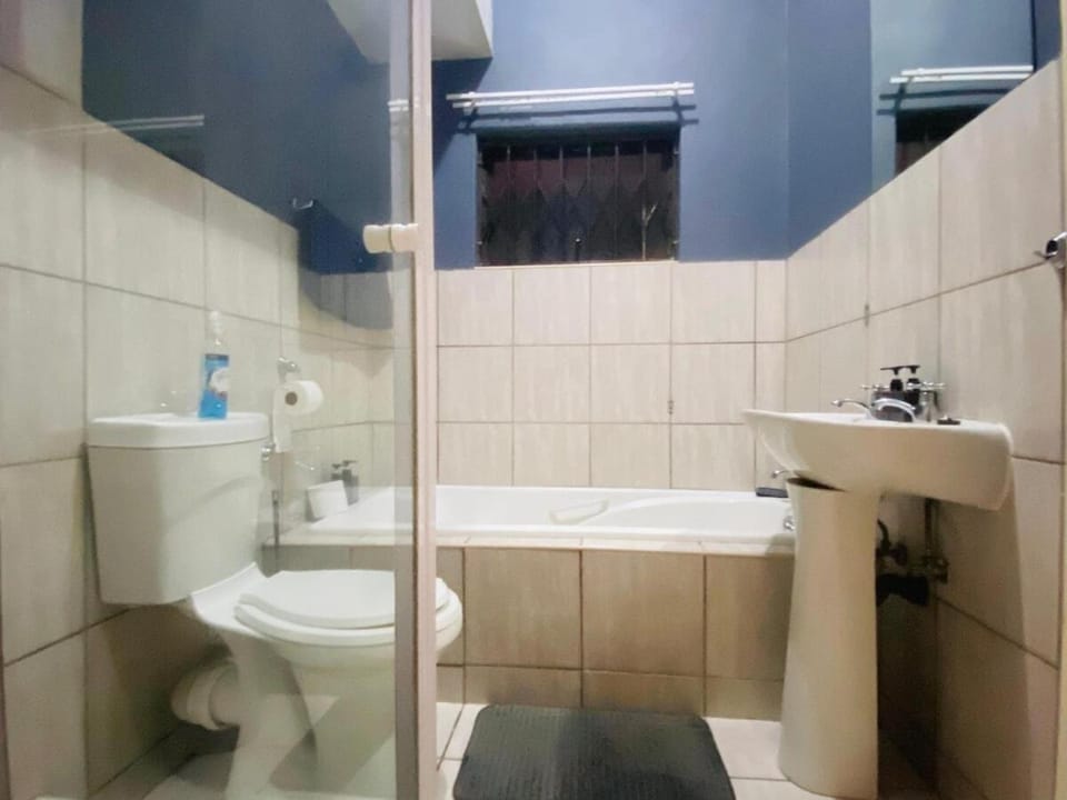A spacious 2bedrooms apartment in the heart of Kempton Park Apartment in Gauteng