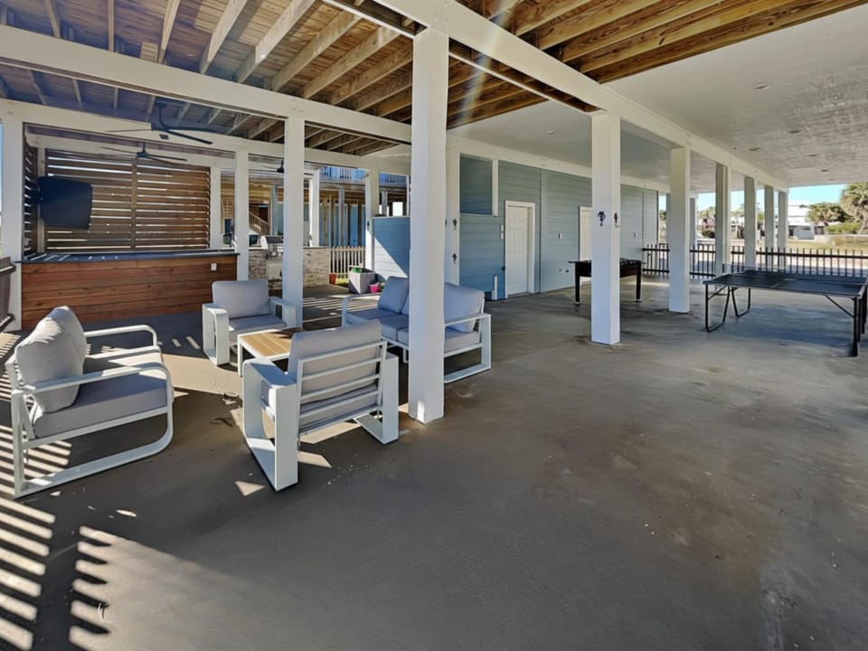 Patio, Seating area, furniture