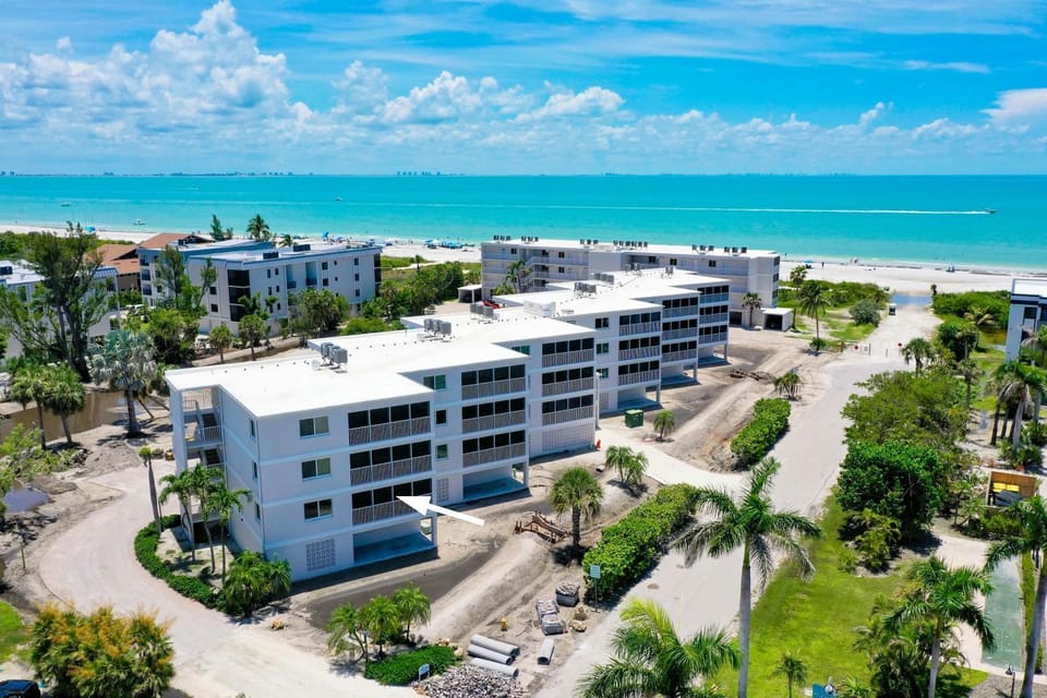 Sanibel Surfside 216 House in Sanibel Island
