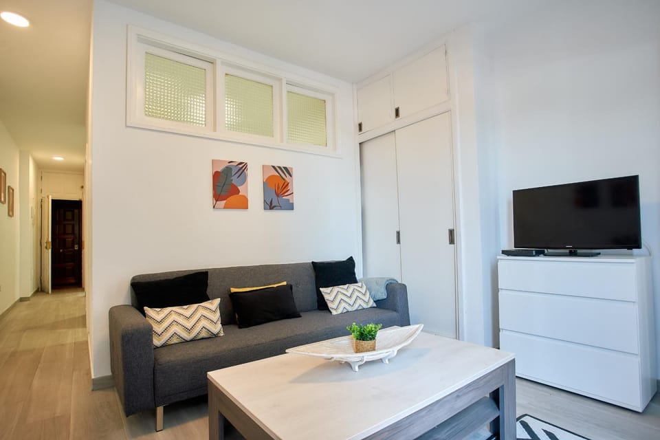 Communal lounge/ TV room, Living room