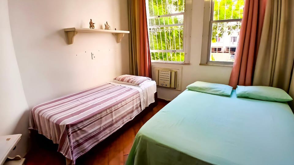 Bed, Bedroom, air conditioner