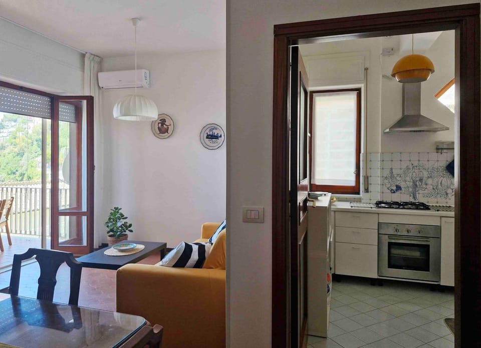 Kitchen or kitchenette, Living room, Seating area, Dining area, oven, stove, air conditioner