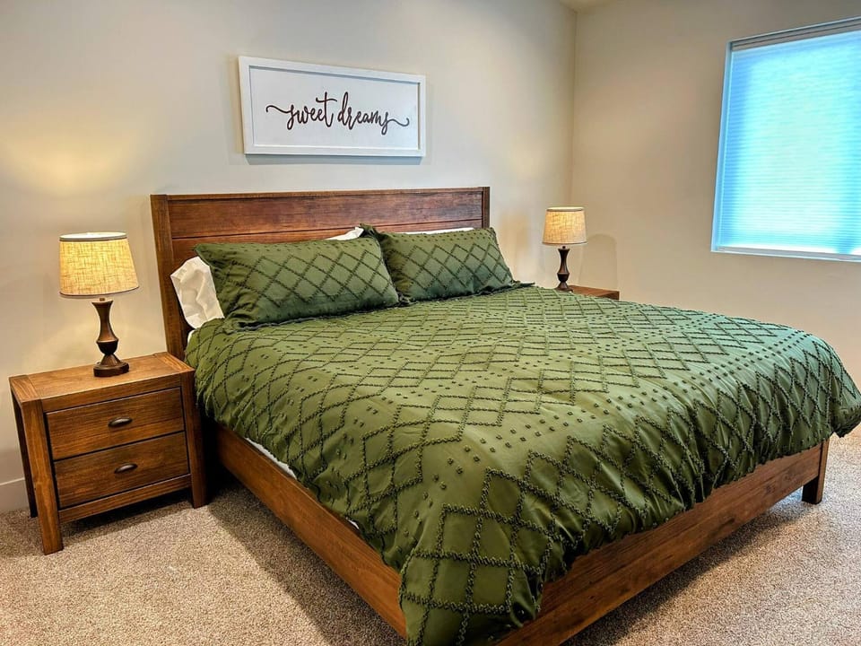 Bed, Other, Bedroom
