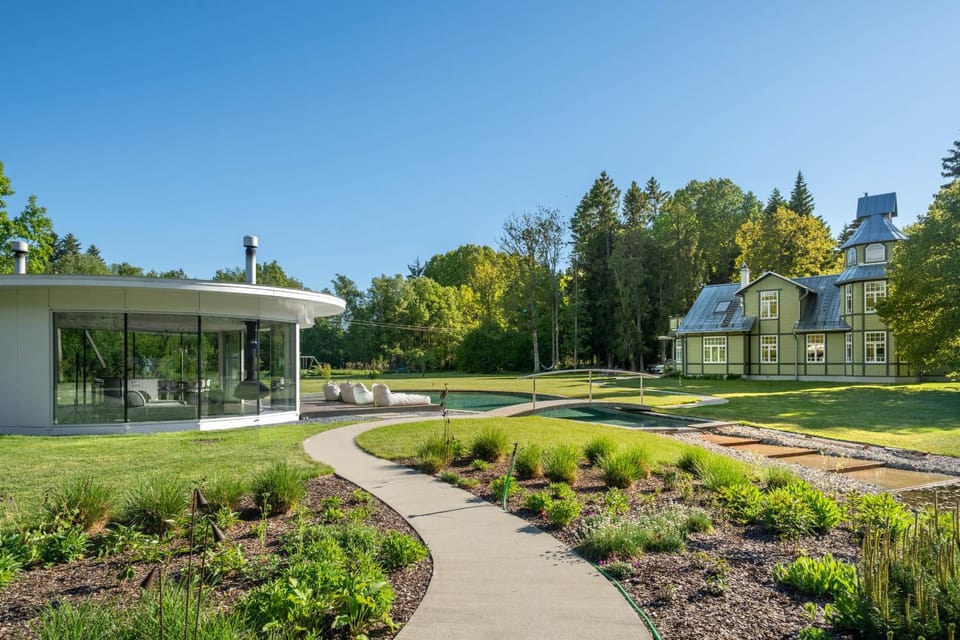 Silma Retreat Hunting Castle Villa in Estonia