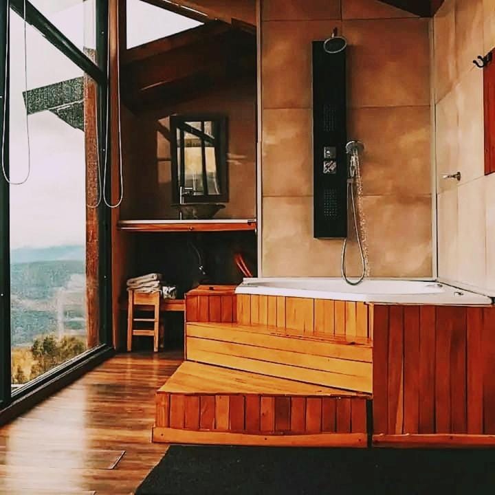 Alucinante Casa en Montaña con Pileta, Jacuzzi y Vista a San Martín de los Andes Chalet in San Martín de los Andes