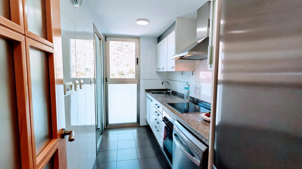 dishwasher, oven, pet friendly