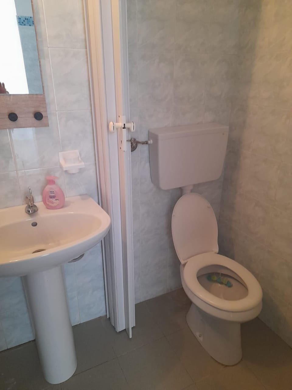 Toilet, Bathroom