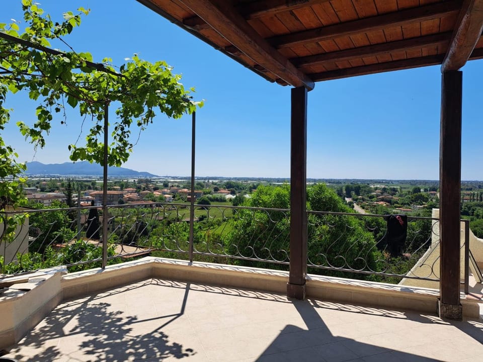 View (from property/room), Balcony/Terrace
