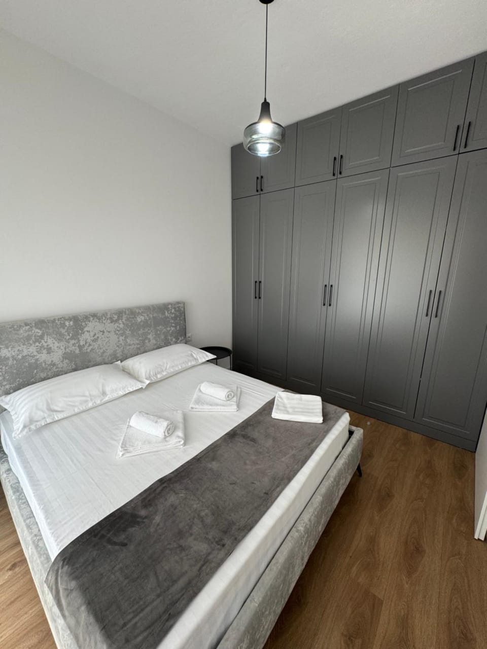 Bedroom, wardrobe