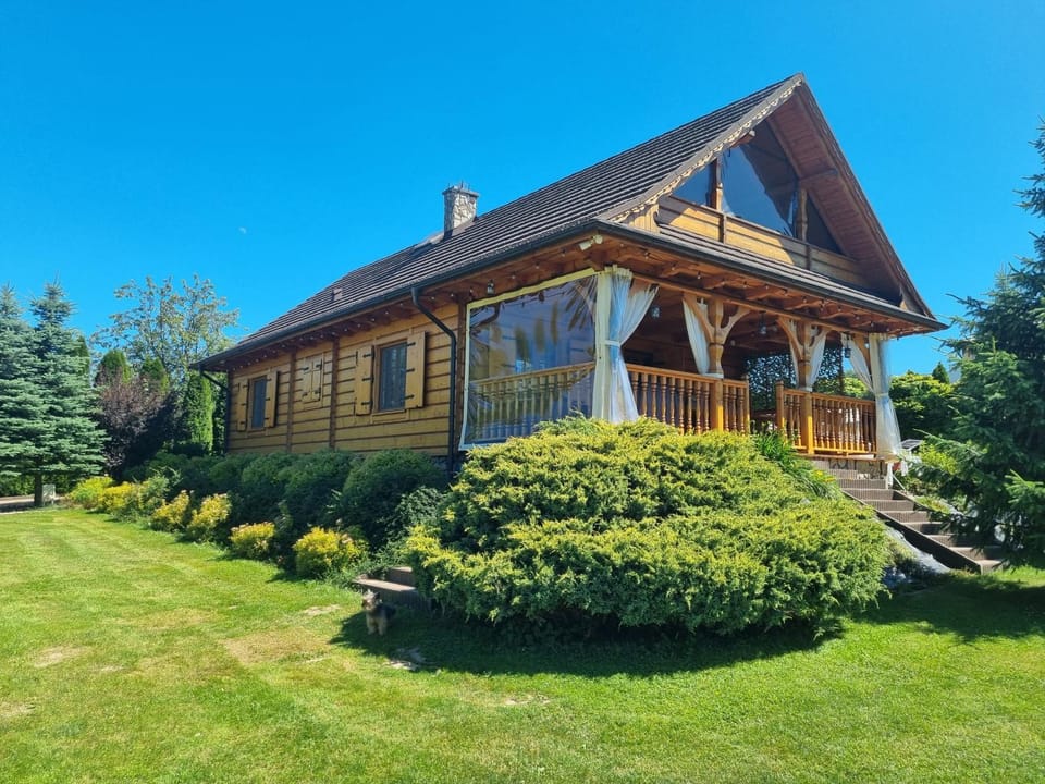 Property building, Natural landscape, Garden view