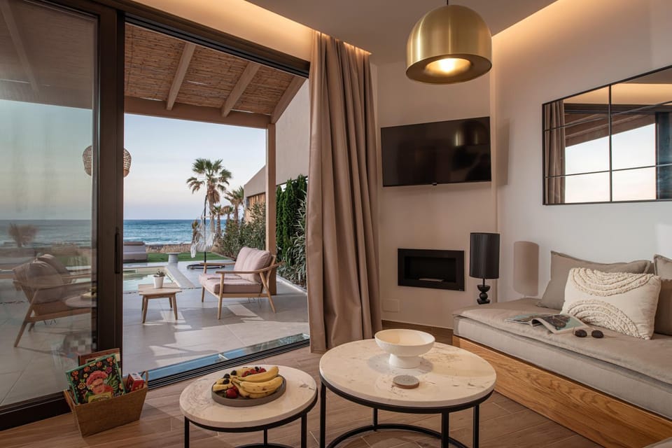 Euphoria Seafront Residence Villa in Crete