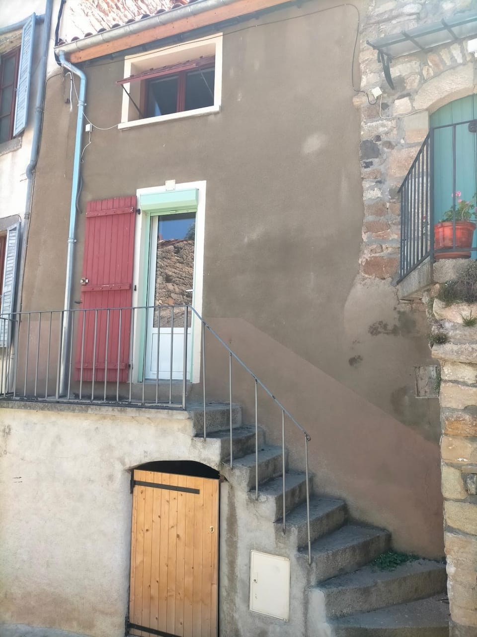 Property building, Facade/entrance