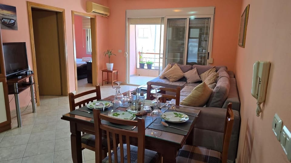 Ejoa summer Apartment in Tirana County, Albania
