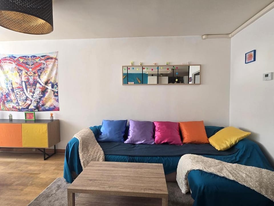 Bollywood - 2 ch. - WiFi - Centre-ville - Spacieux Apartment in Le Mans