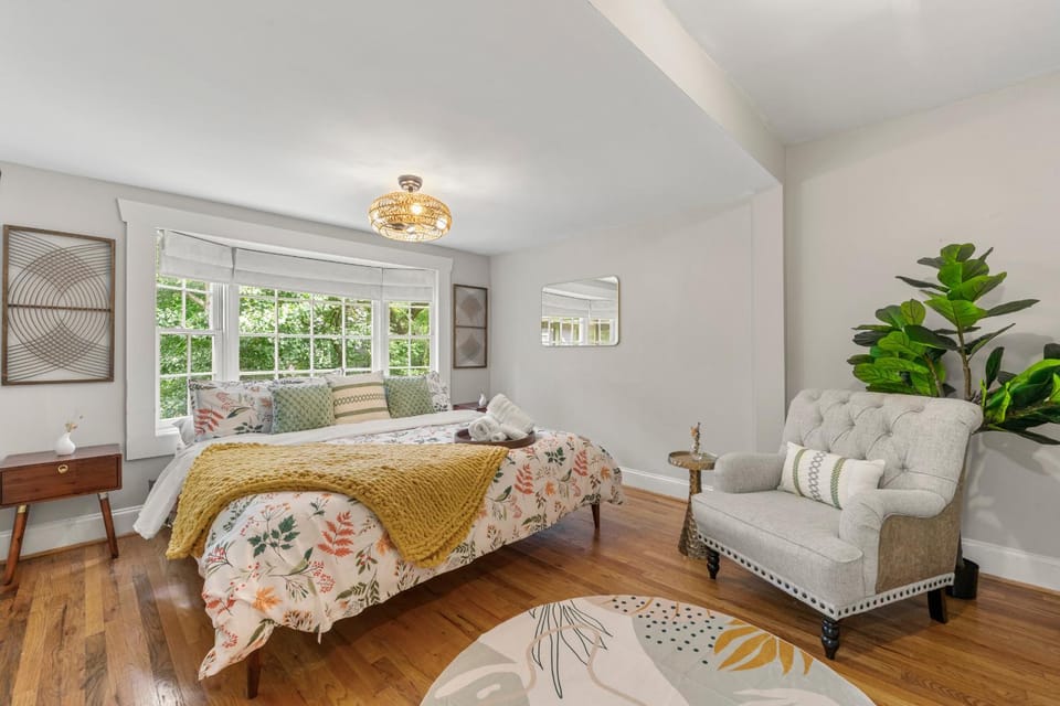 Bed, Bedroom