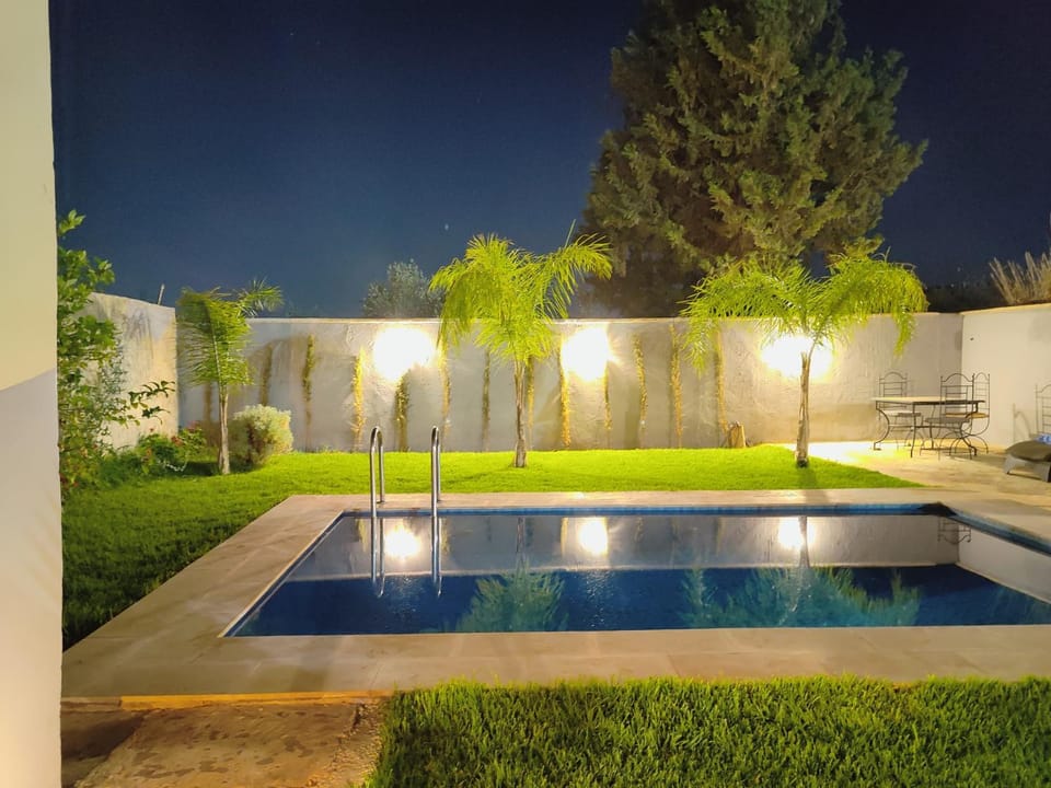 Night, Garden, Garden view, Pool view, Swimming pool