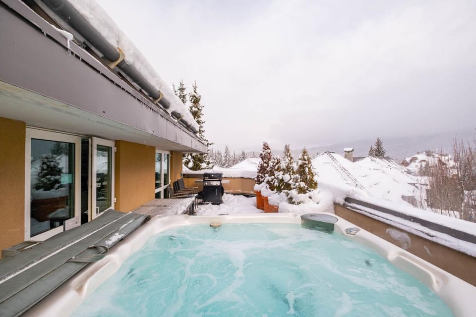 BBQ facilities, Hot Tub