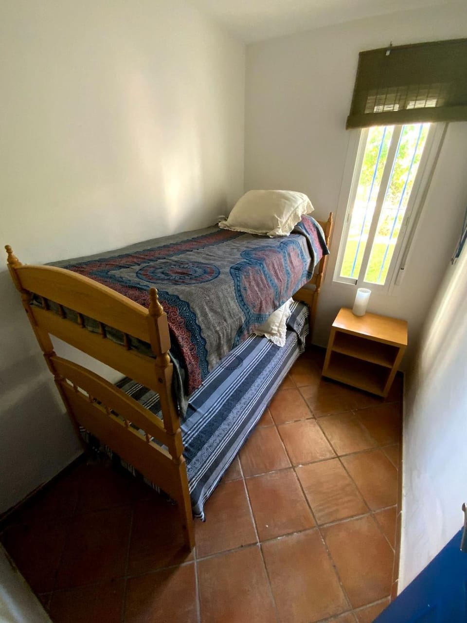 Bed, Photo of the whole room, Bedroom, bunk bed