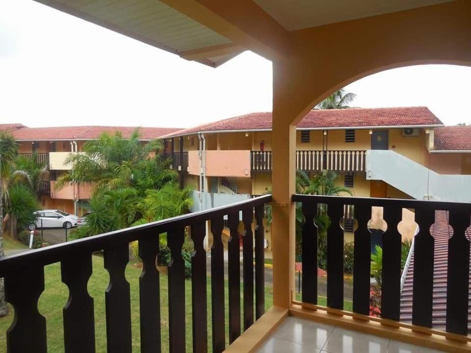 Studio Les Hauts de Caritan Apartment in Sainte-Anne
