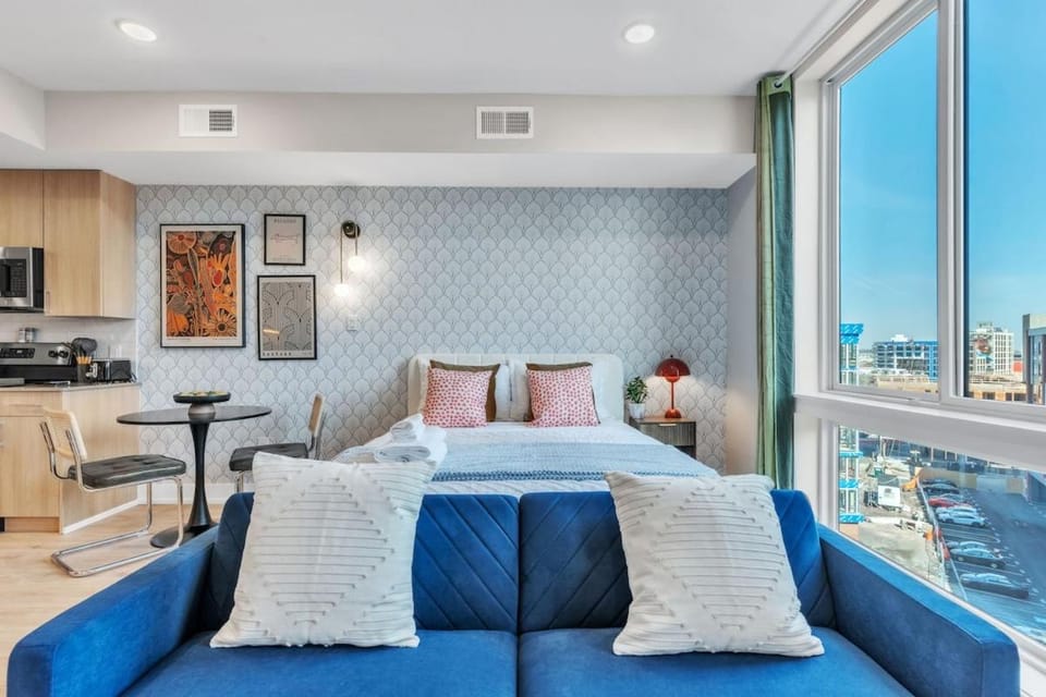 Waterfront Studio - Steps from Fishtown and Old City Apartment in Philadelphia