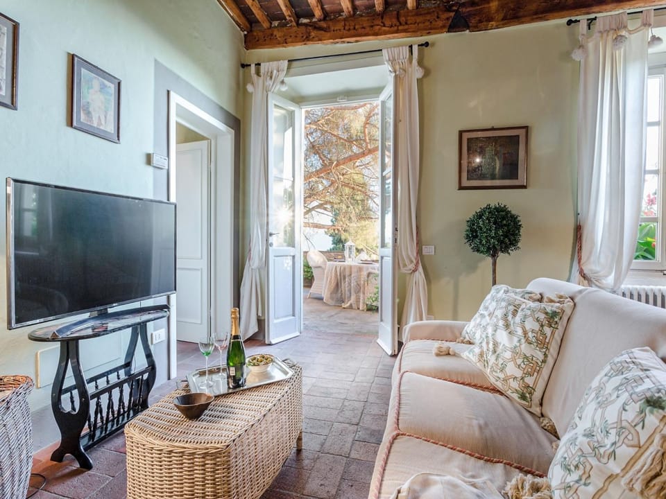 Living room, Other