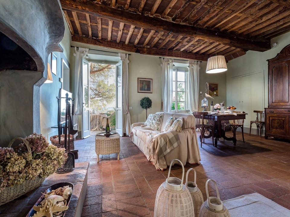Living room, Other