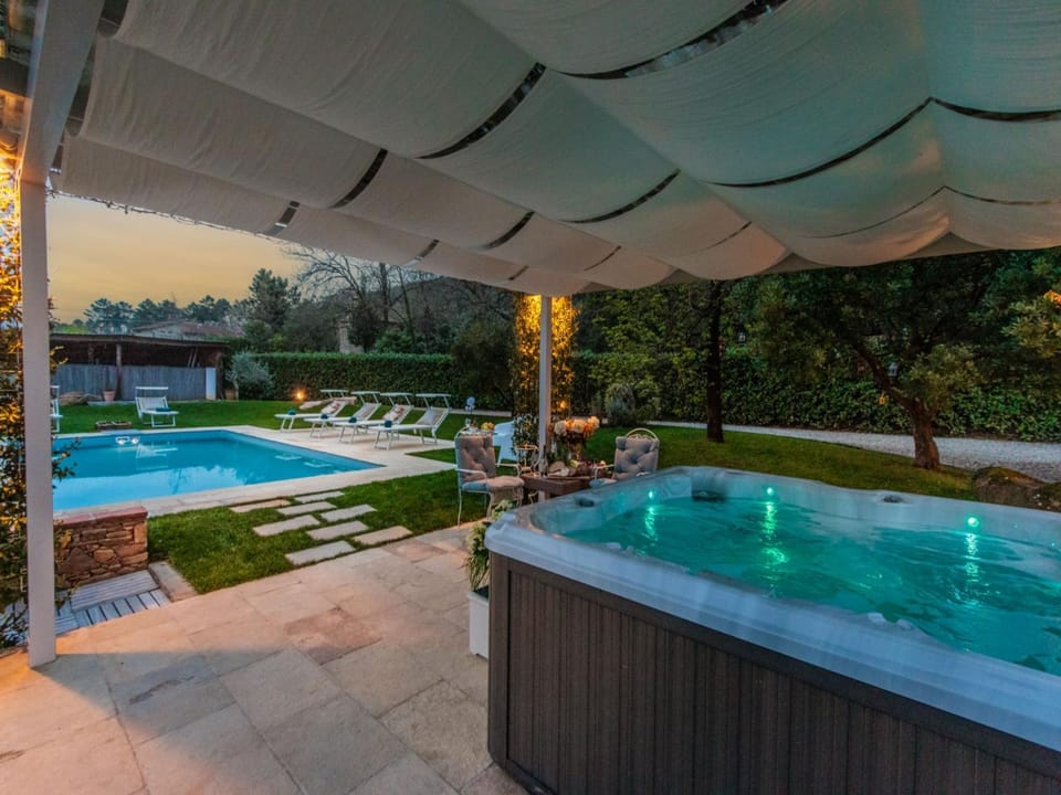Other, Swimming pool