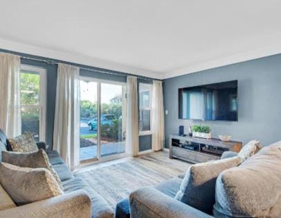 Poolside Villas 104 near beach sleeps 5 House in Destin