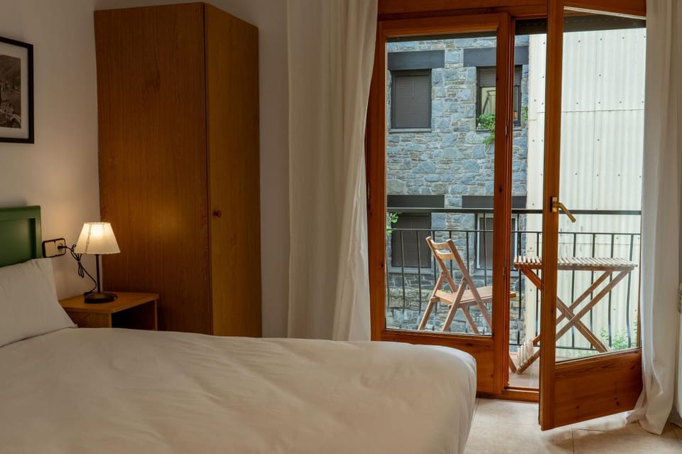 Hostal Xic Bed and Breakfast in Garrotxa