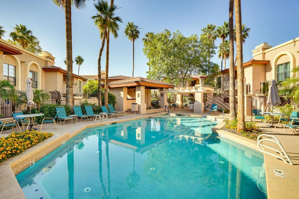 Family-Friendly Condo w/ Pool Access in Phoenix! House in Phoenix