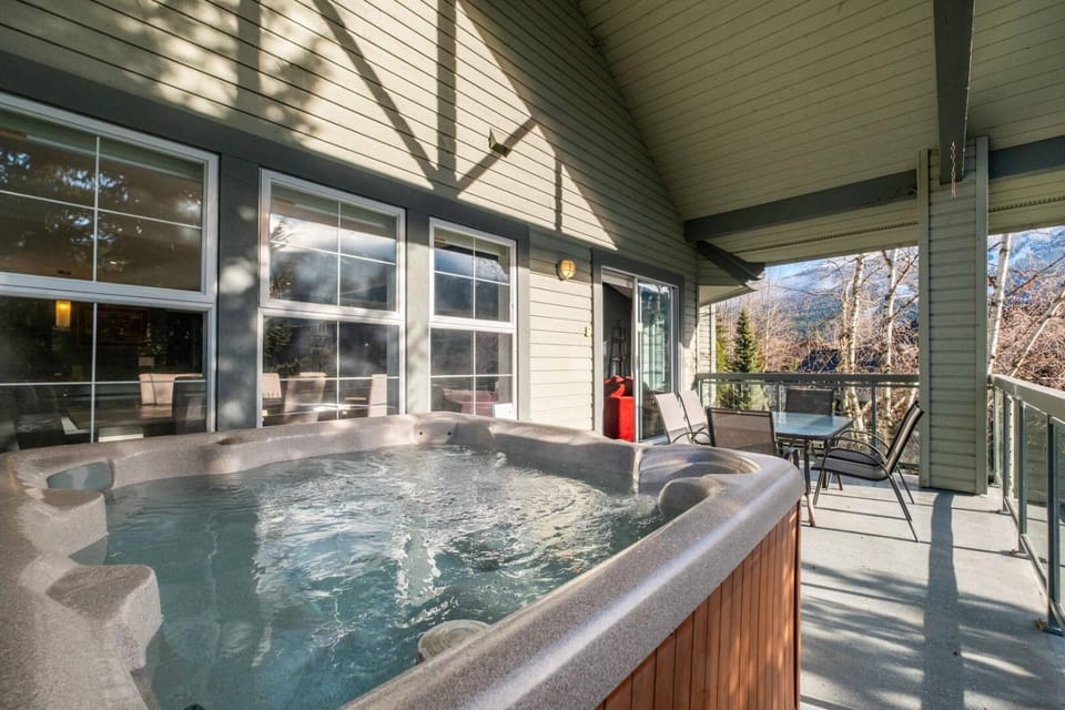Hot Tub