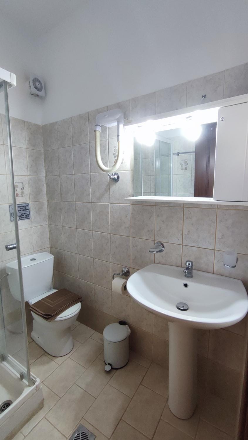 Toilet, Bathroom