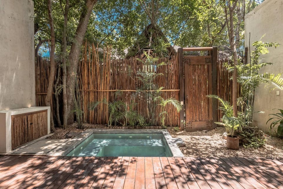 Summer, Hot Tub, Swimming pool, Swimming pool