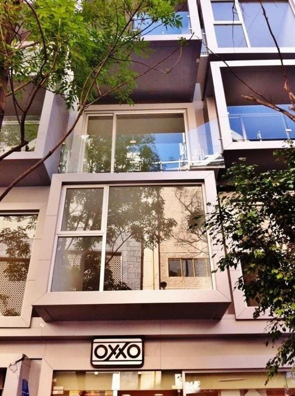Property building, Day