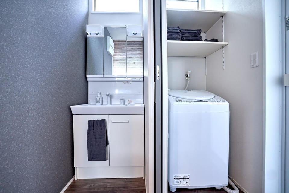 Bathroom, washing machine